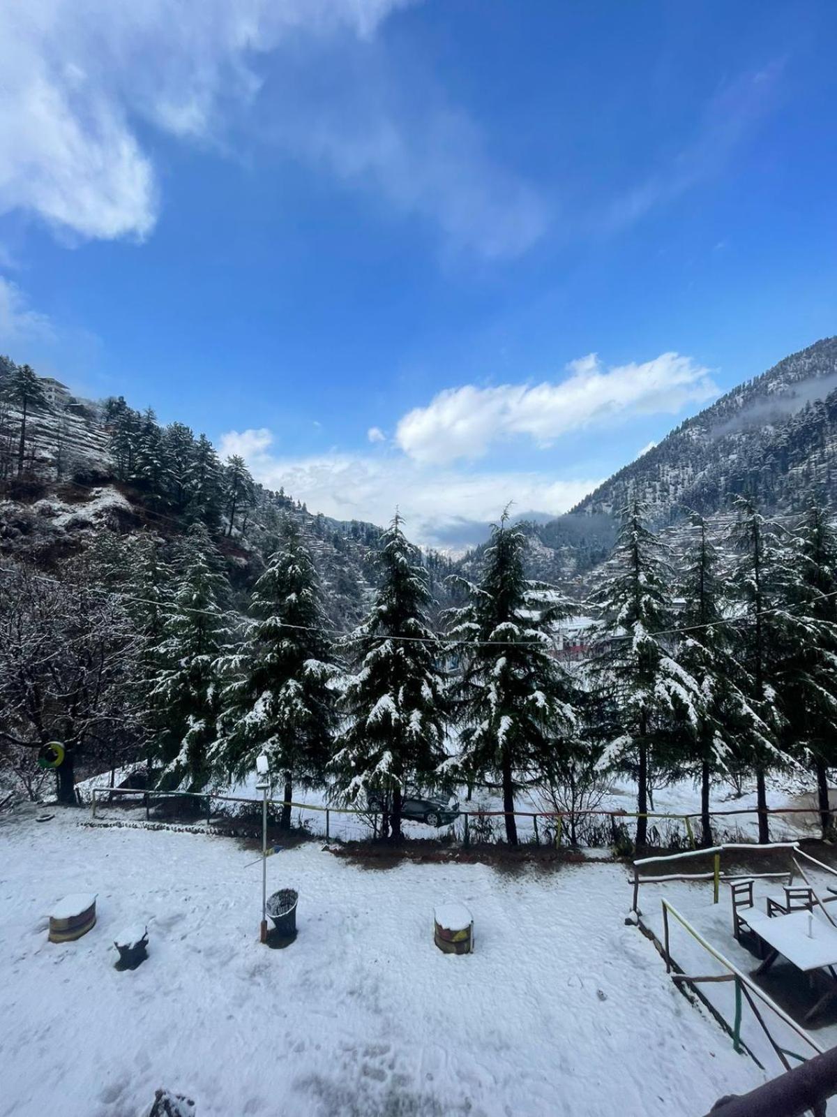 Jibhi Highness River Side Hotel Exterior photo